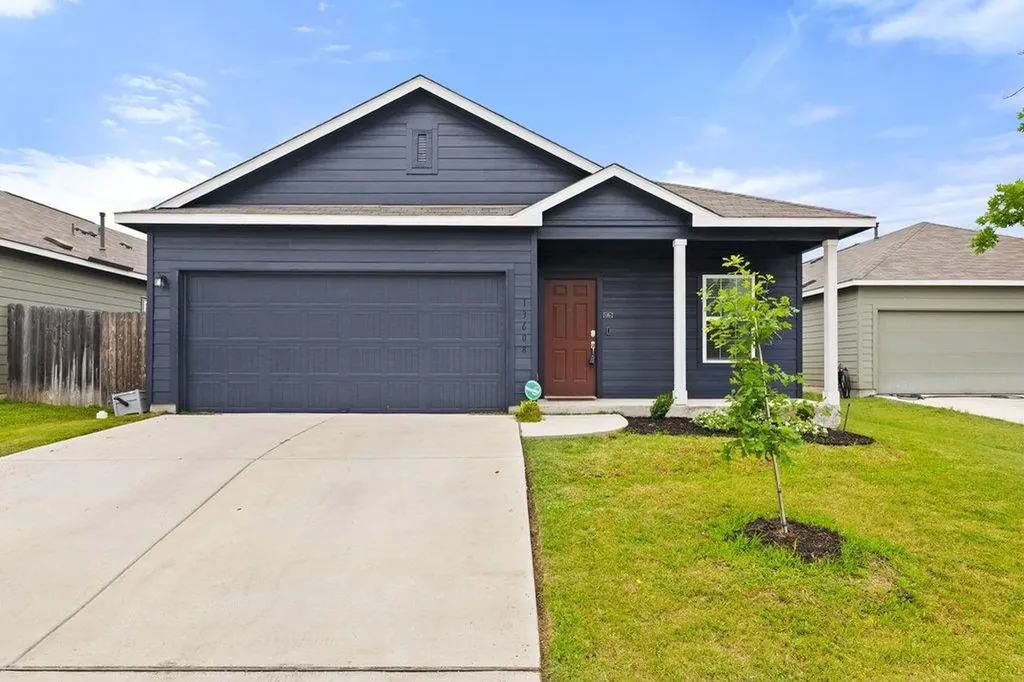 13608 Buckalew Street Elgin TX 78621