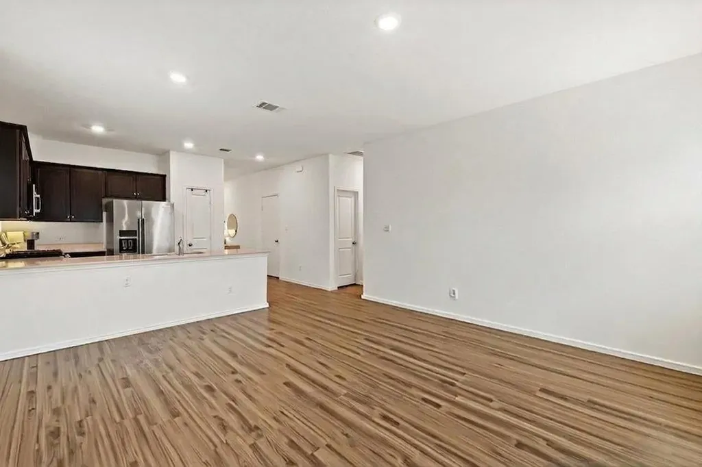 13608 Buckalew Street Elgin TX 78621