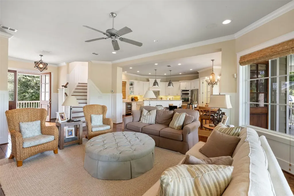 2419 Terminal Loop Road Mcqueeney TX 78123