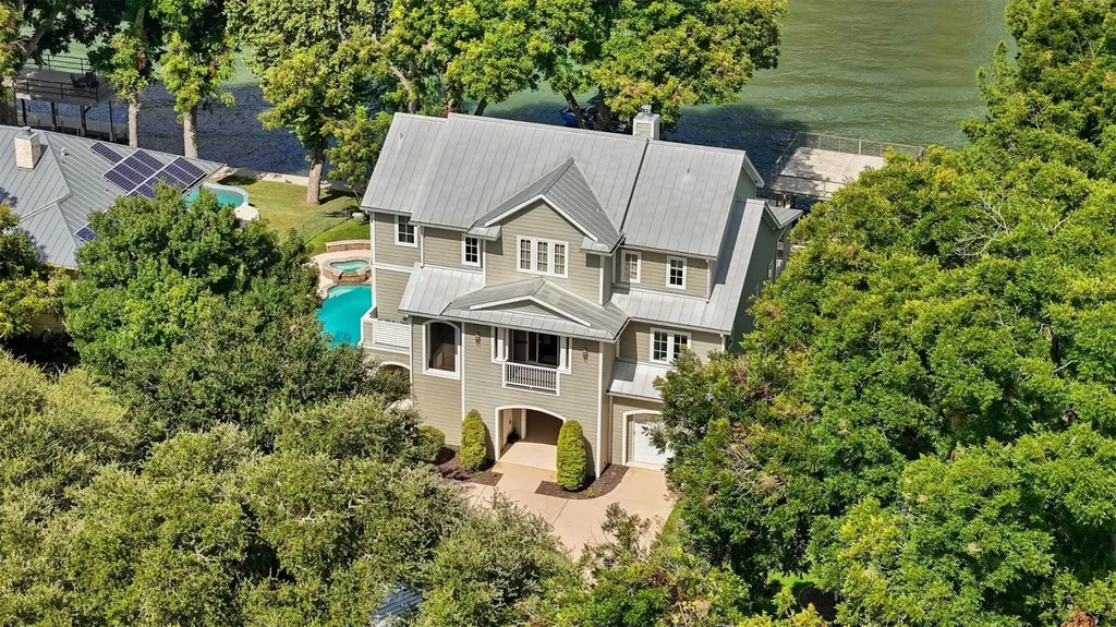 2419 Terminal Loop Road Mcqueeney TX 78123
