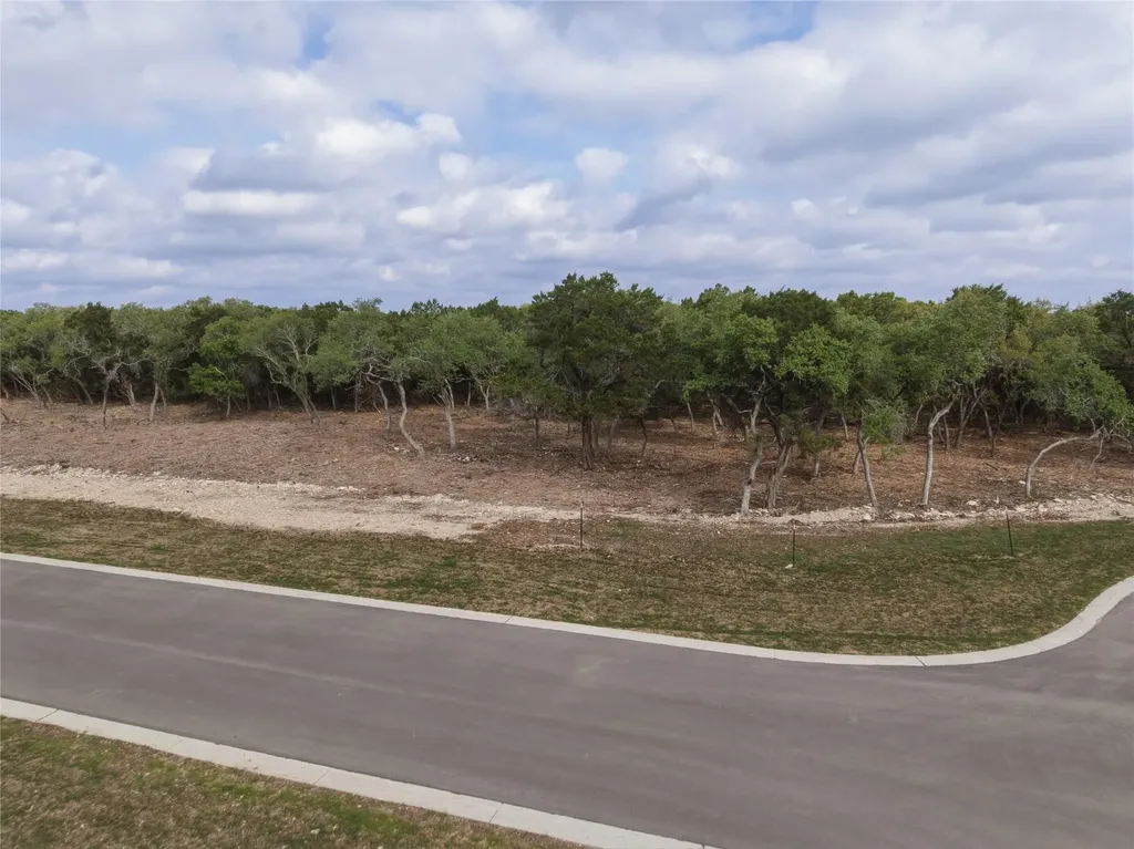 Na #4 Spoonts Lane Liberty Hill TX 78642