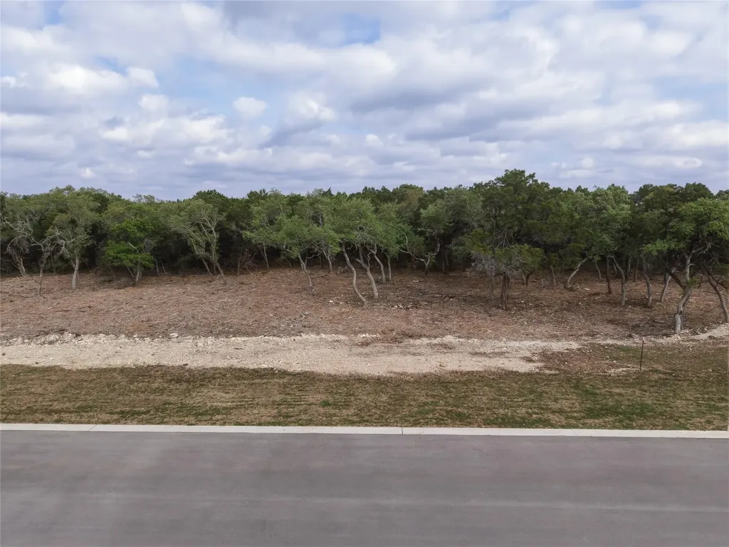 Na #4 Spoonts Lane Liberty Hill TX 78642