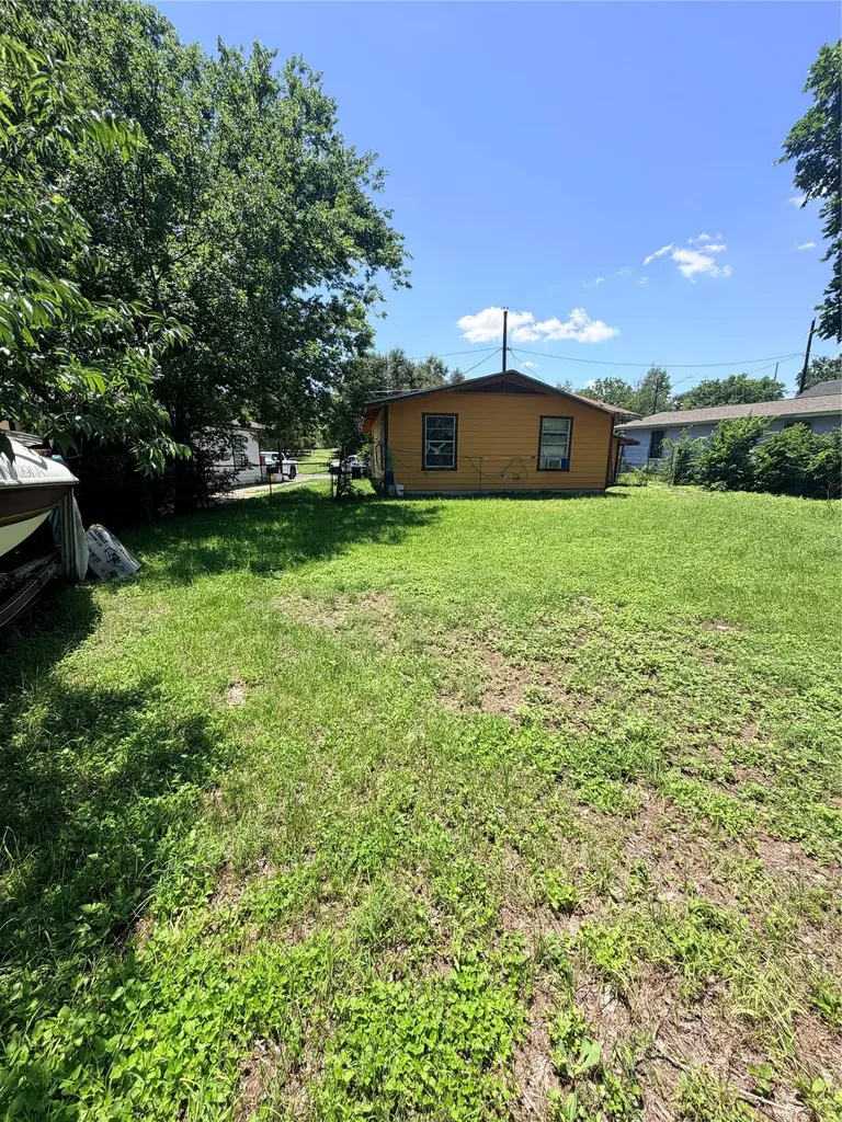 1617 Berene Avenue Austin TX 78721
