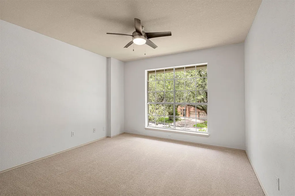 7516 Windrush Drive Austin TX 78729