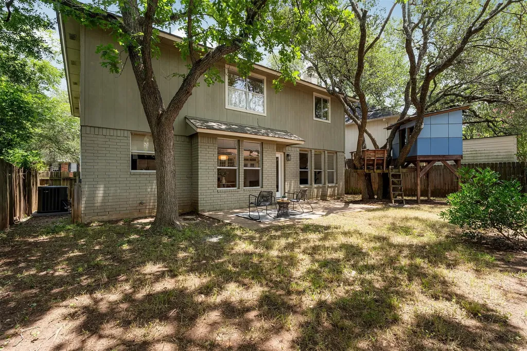 7516 Windrush Drive Austin TX 78729