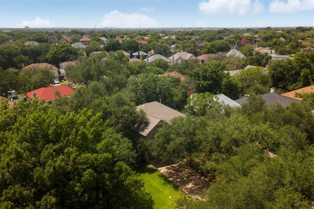 7516 Windrush Drive Austin TX 78729