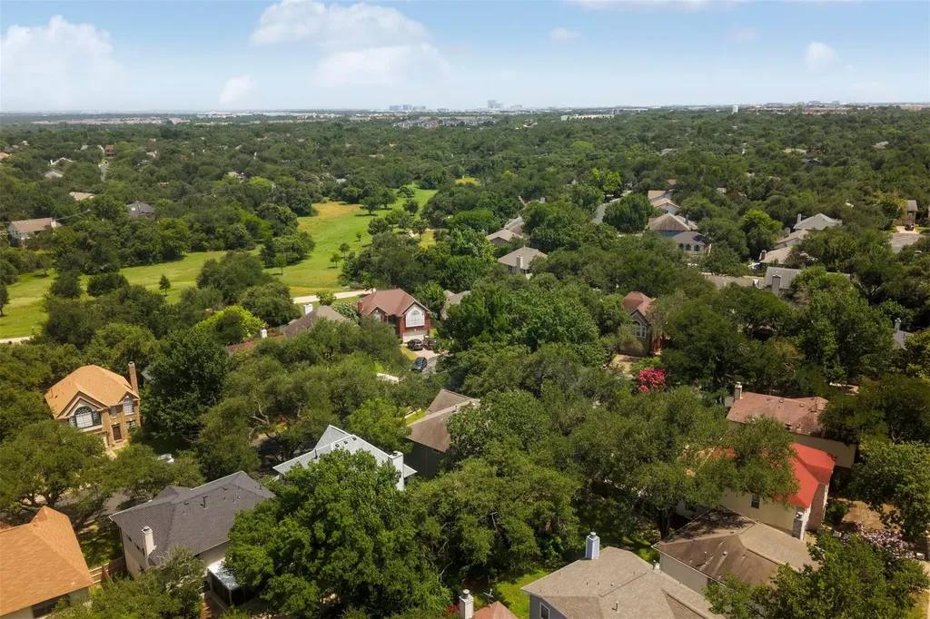 7516 Windrush Drive Austin TX 78729