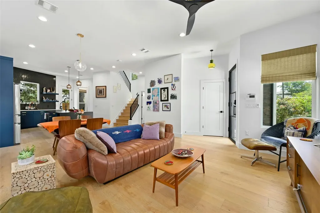 1187 Oak Grove Avenue Austin TX 78702