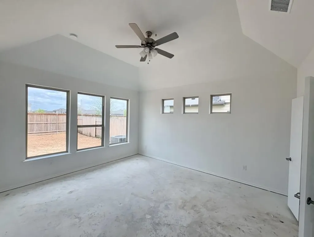 25608 Becky Bourne Lane Elgin TX 78621