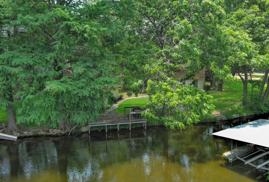 4703 Laguna Lane Austin TX 78746
