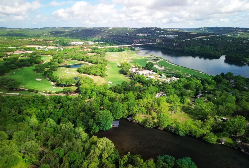 4703 Laguna Lane Austin TX 78746