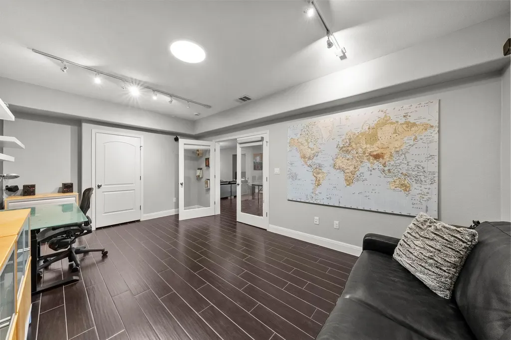 108 Whitley Drive Austin TX 78738
