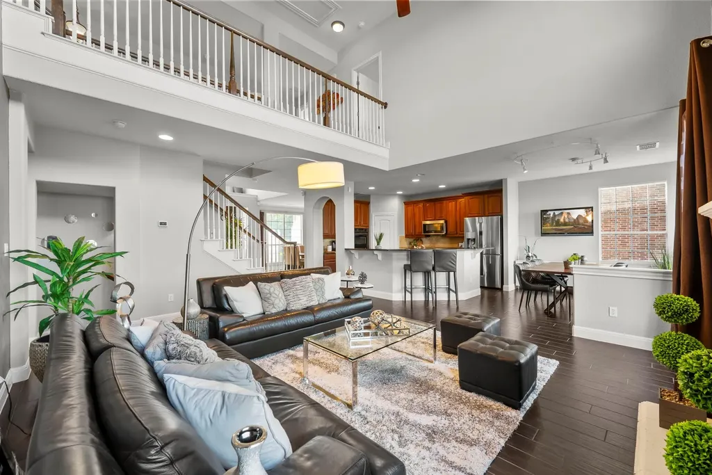 108 Whitley Drive Austin TX 78738