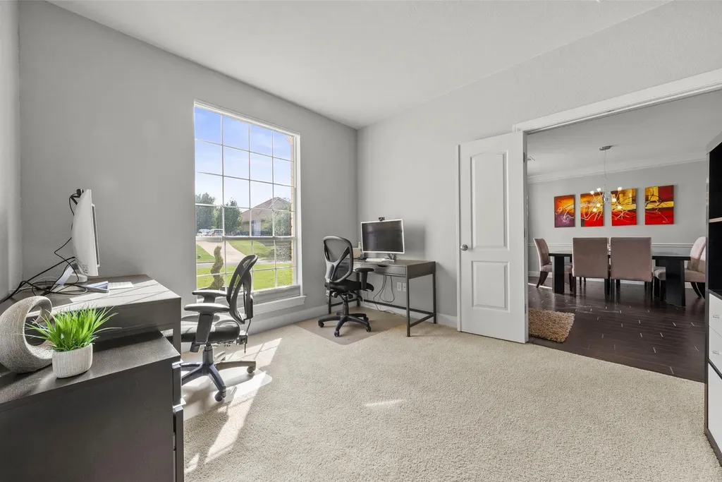 108 Whitley Drive Austin TX 78738