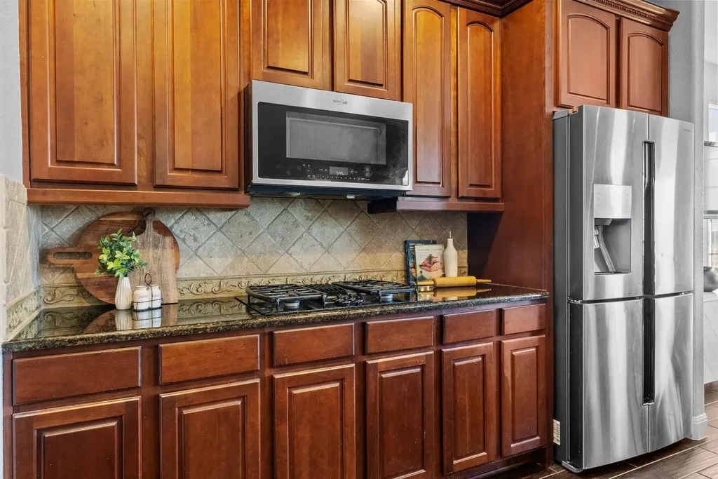 108 Whitley Drive Austin TX 78738