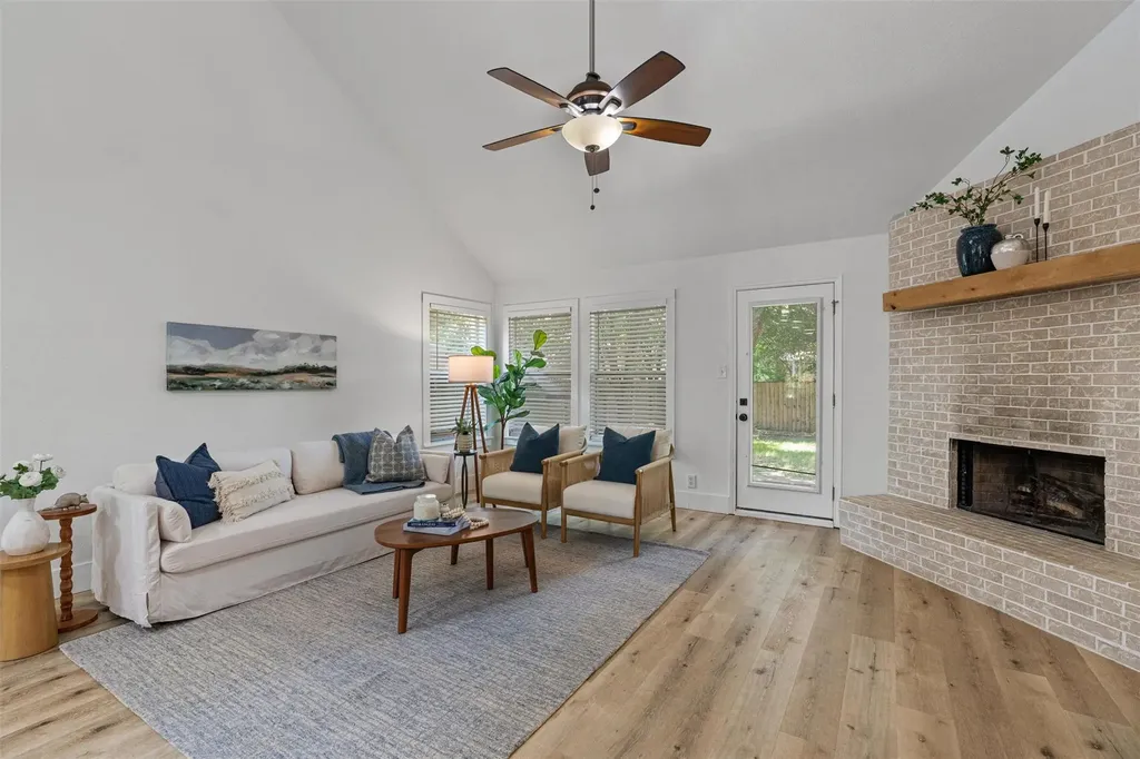 4109 Moss Hollow Drive Round Rock TX 78681