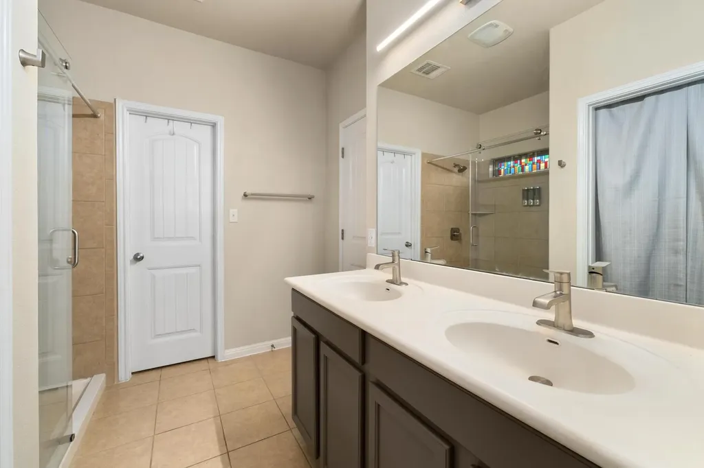 193 Camden Cove Buda TX 78610