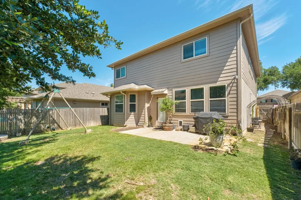 193 Camden Cove Buda TX 78610