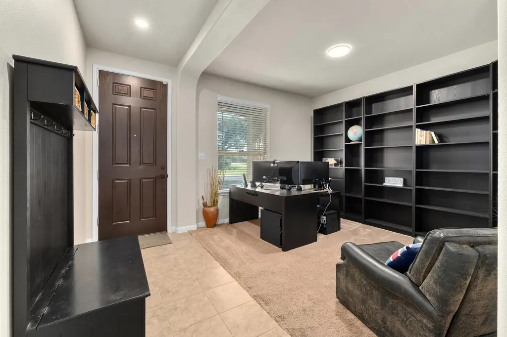 193 Camden Cove Buda TX 78610