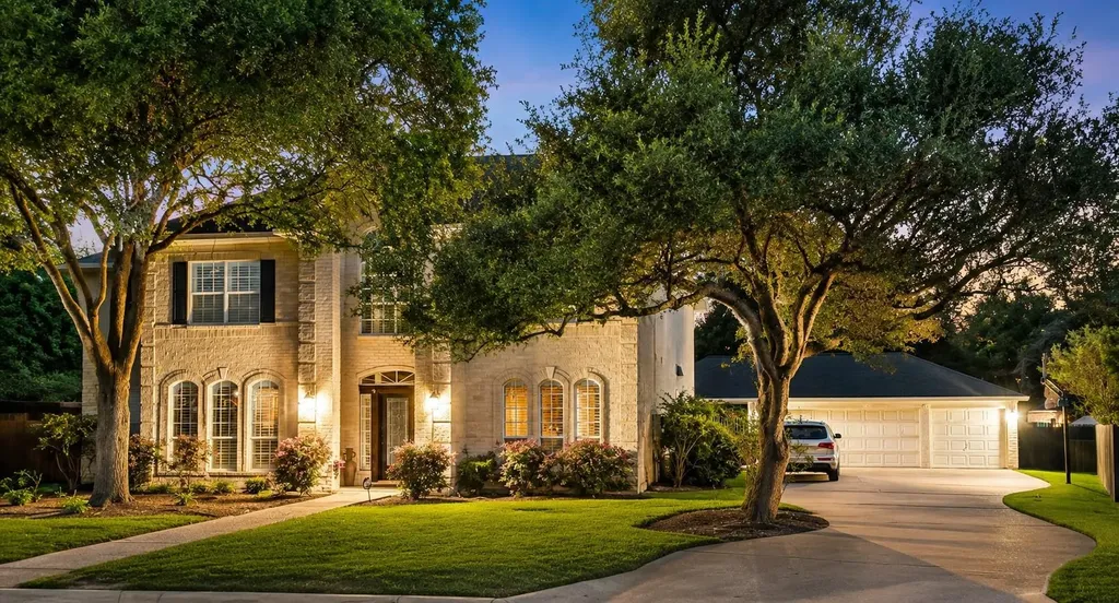 5528 Van Winkle Lane Austin TX 78739