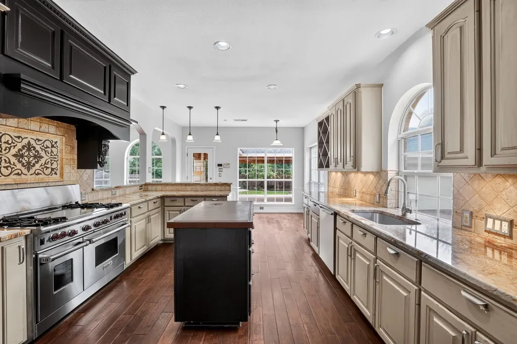 5528 Van Winkle Lane Austin TX 78739