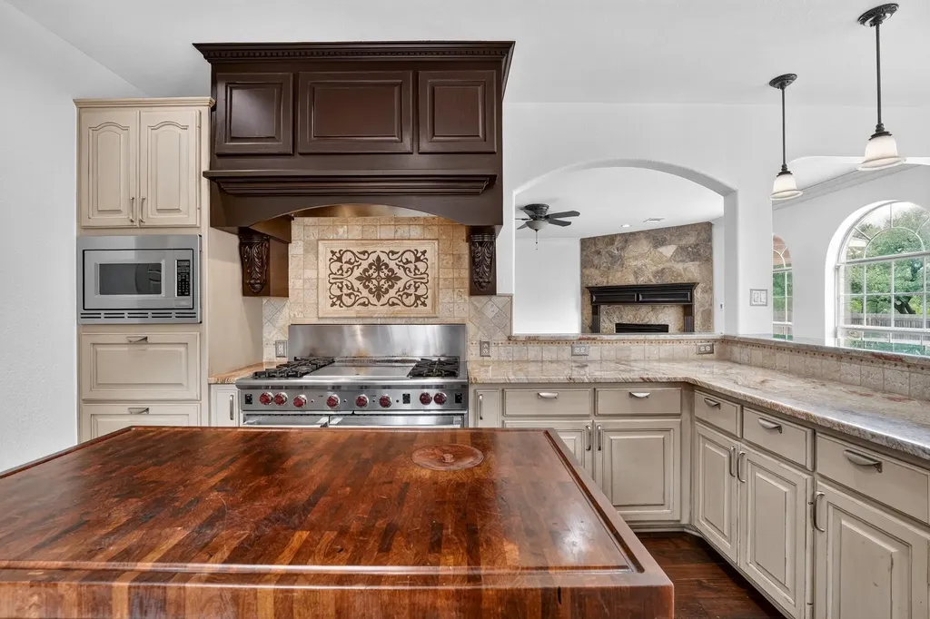 5528 Van Winkle Lane Austin TX 78739