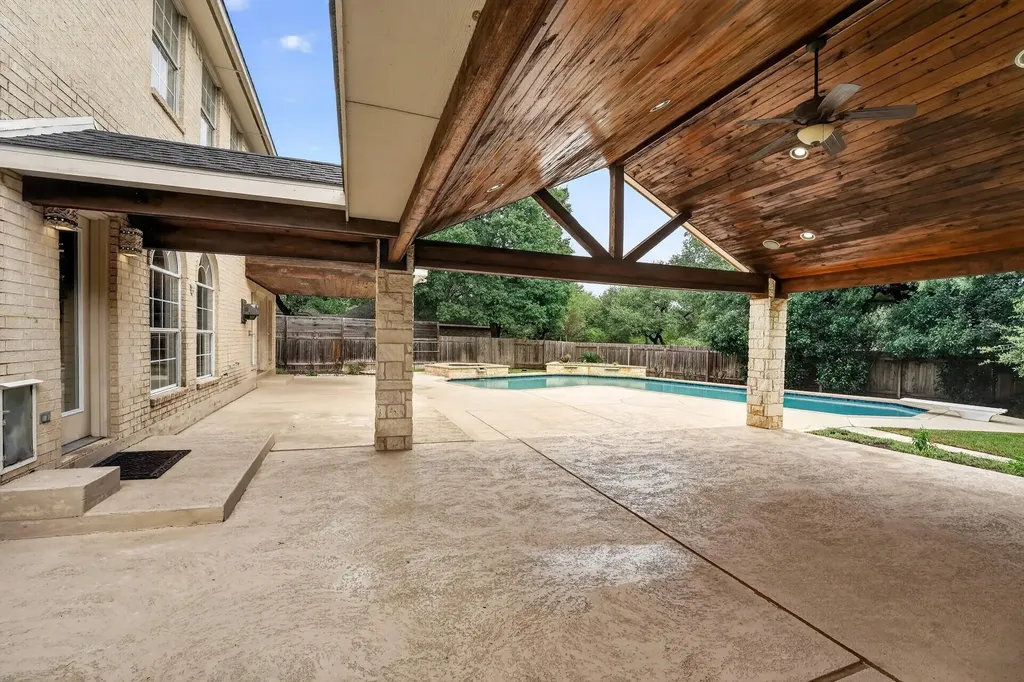 5528 Van Winkle Lane Austin TX 78739