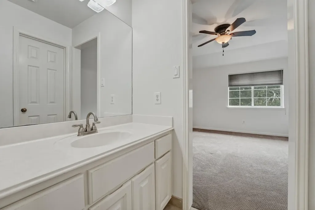 5528 Van Winkle Lane Austin TX 78739