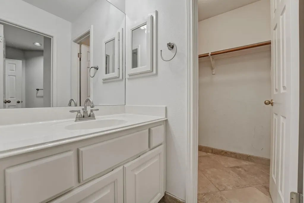 5528 Van Winkle Lane Austin TX 78739