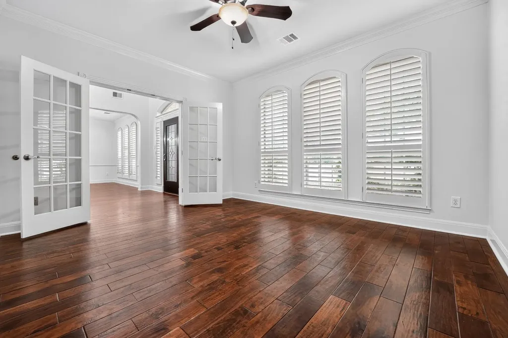 5528 Van Winkle Lane Austin TX 78739