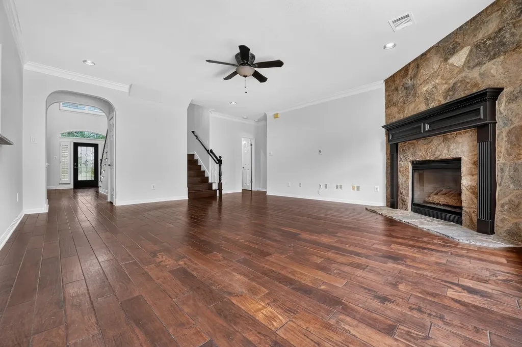 5528 Van Winkle Lane Austin TX 78739