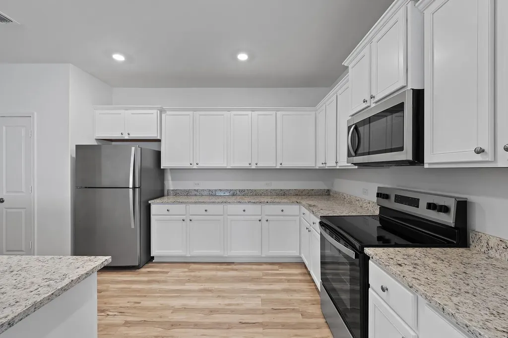 14401 Bonellis Pass Elgin TX 78621