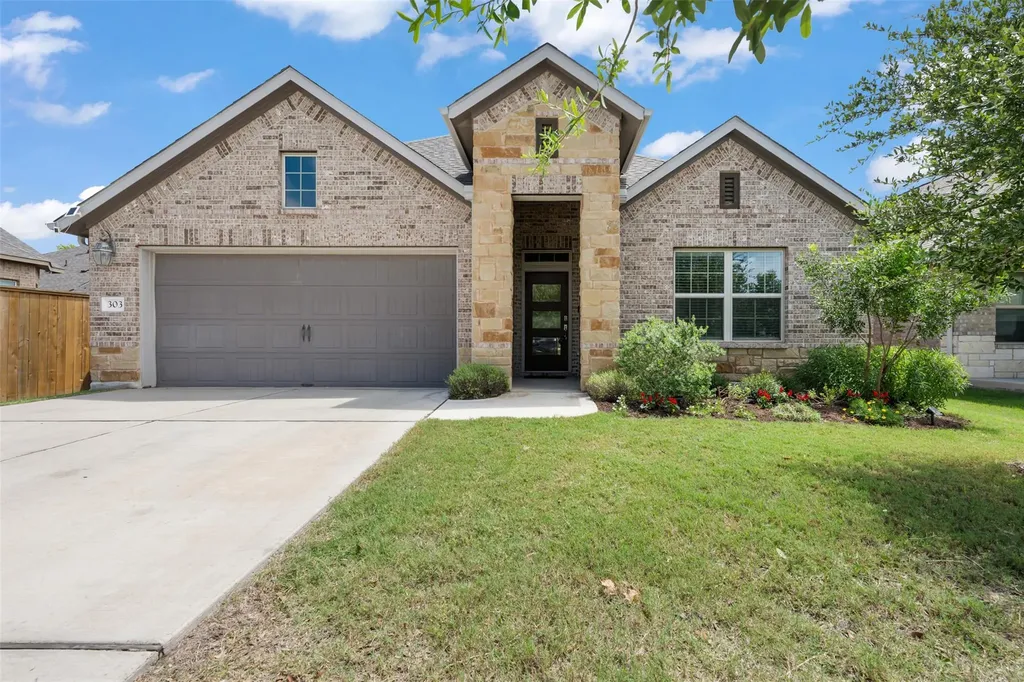 303 Cold River Run Kyle TX 78640