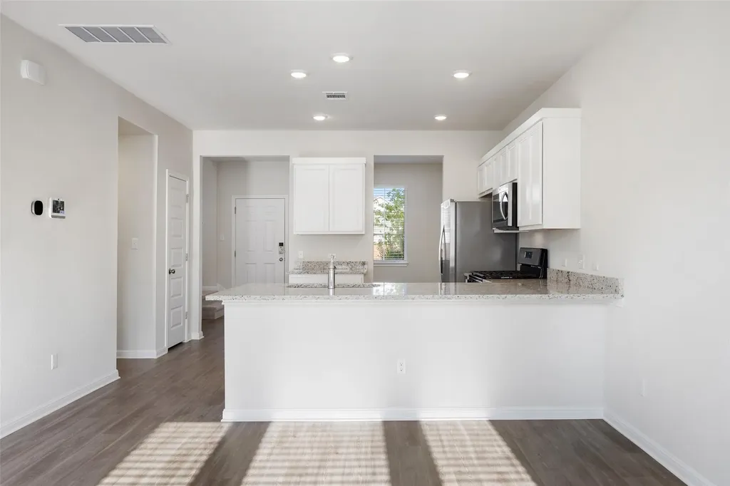 2412 Jack Nora Way Round Rock TX 78665