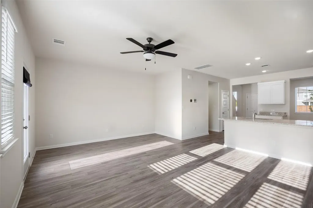 2412 Jack Nora Way Round Rock TX 78665