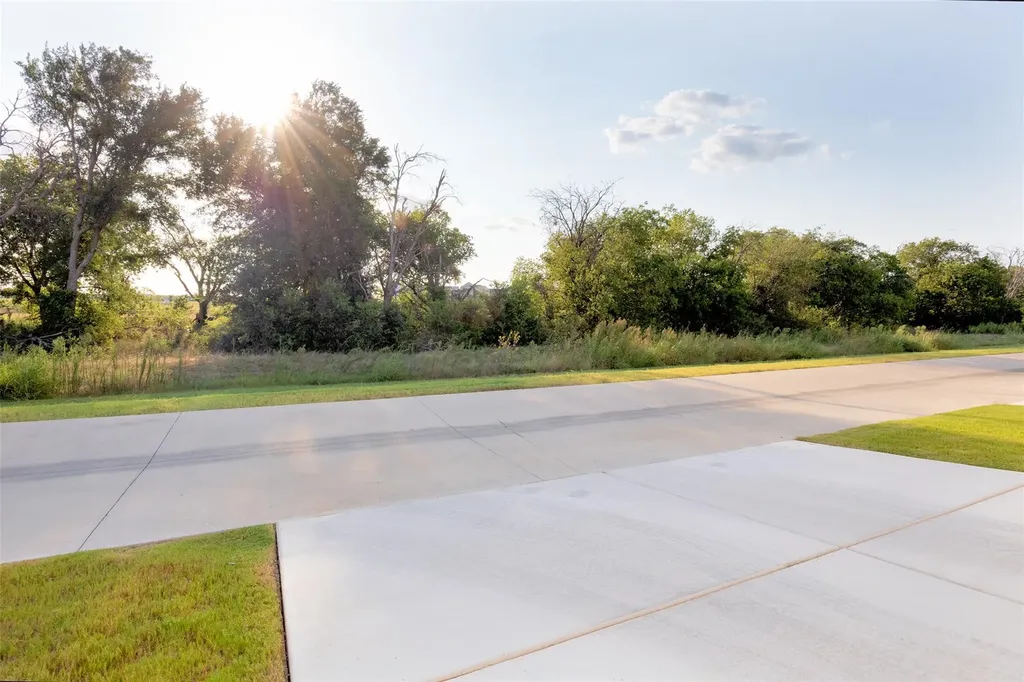 2412 Jack Nora Way Round Rock TX 78665