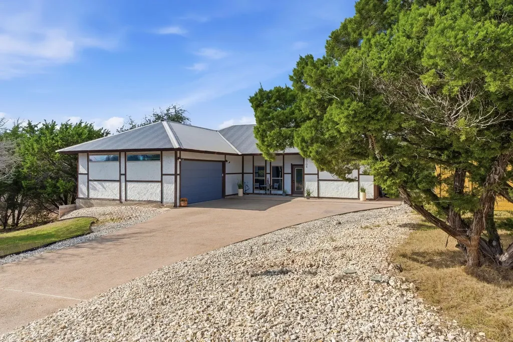 5704 Roundup Way Lago Vista TX 78645
