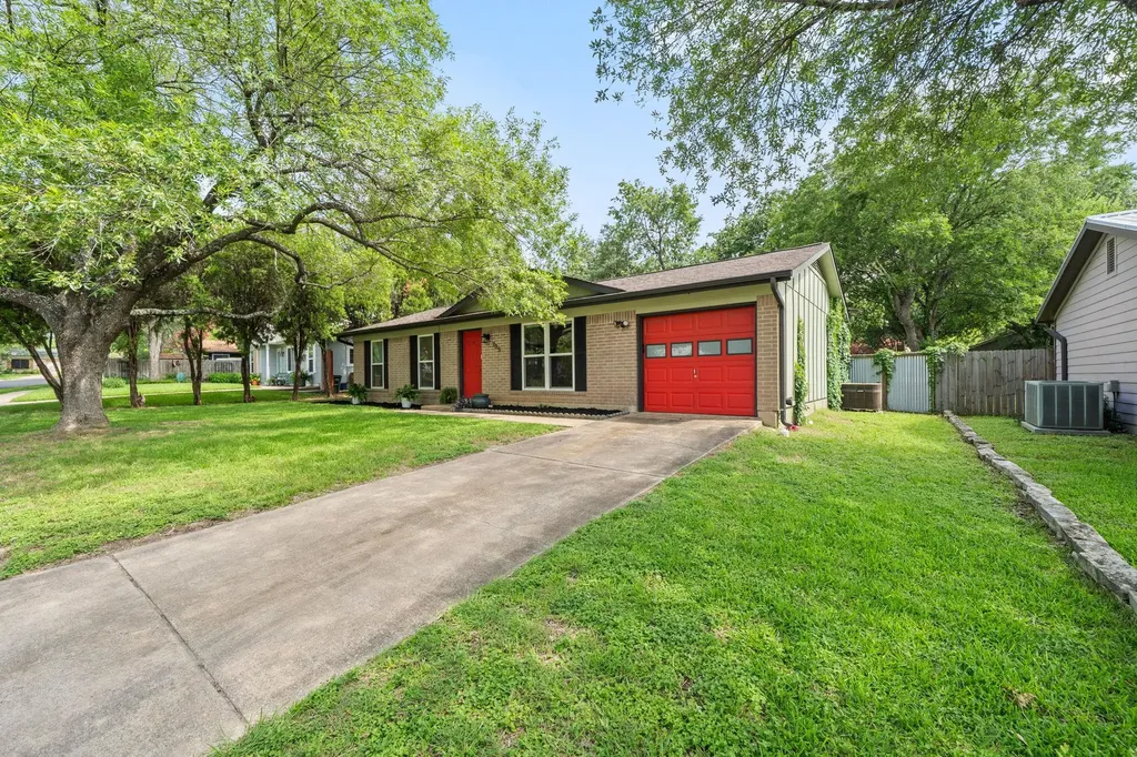 705 Dulwich Street Austin TX 78748