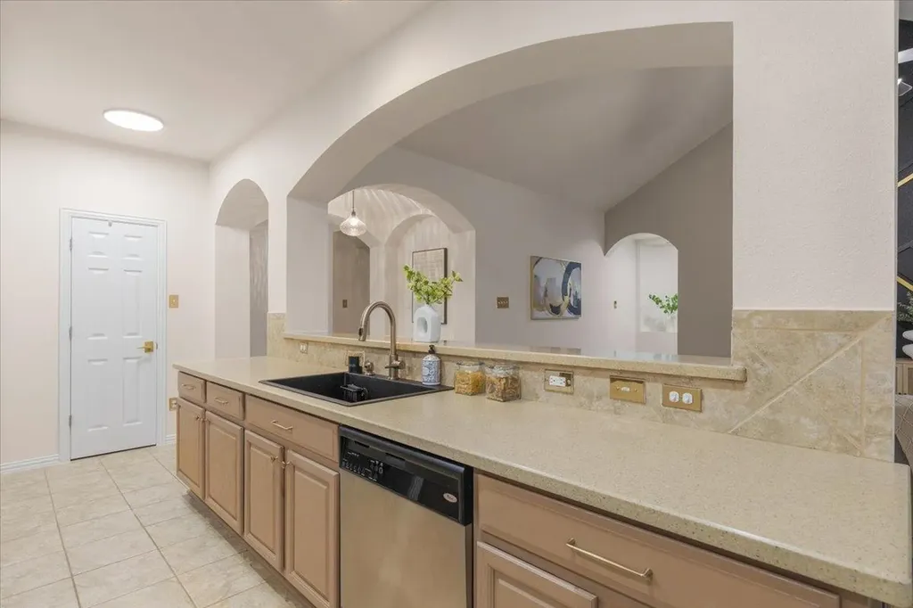 2501 Aspen Meadow Road Leander TX 78641