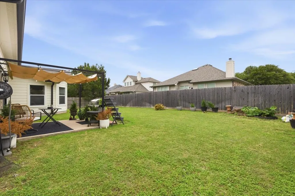 2501 Aspen Meadow Road Leander TX 78641