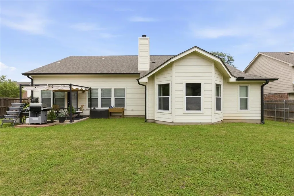 2501 Aspen Meadow Road Leander TX 78641
