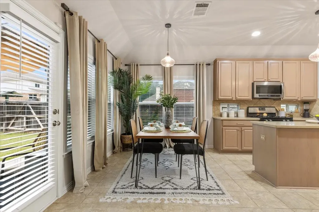 2501 Aspen Meadow Road Leander TX 78641