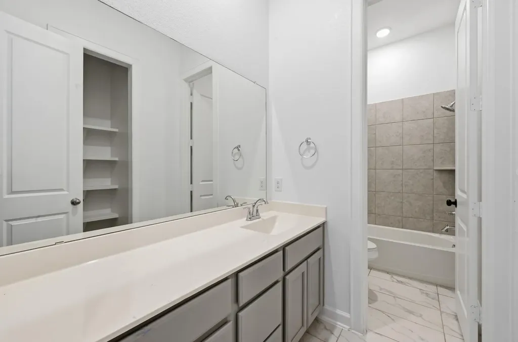 498 Gamble Drive Buda TX 78610