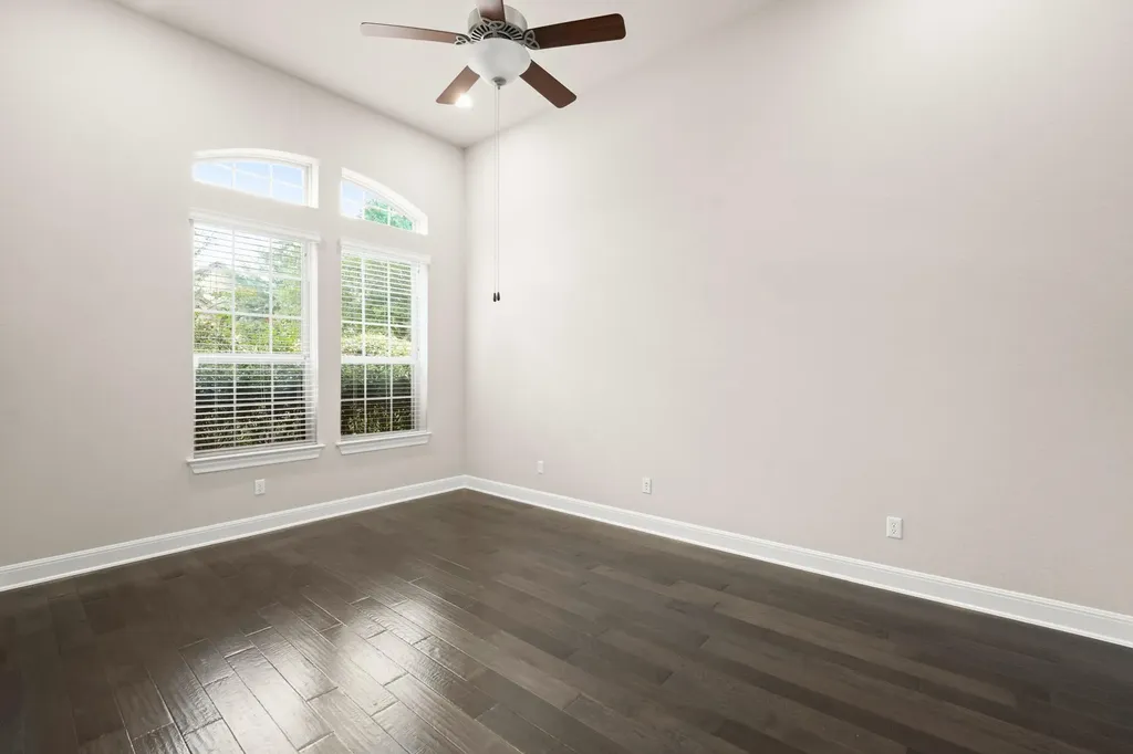 442 Jacksdaw Drive Austin TX 78737