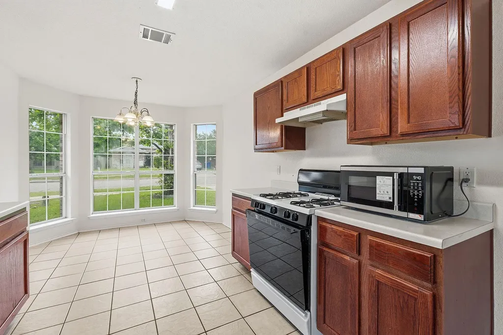 116 Blue Ridge Trail Elgin TX 78621