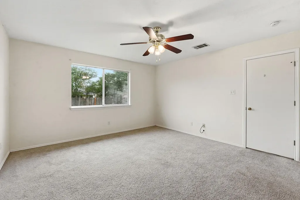 116 Blue Ridge Trail Elgin TX 78621