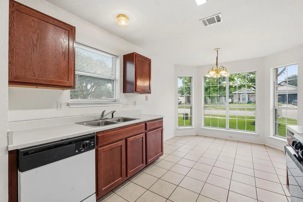 116 Blue Ridge Trail Elgin TX 78621