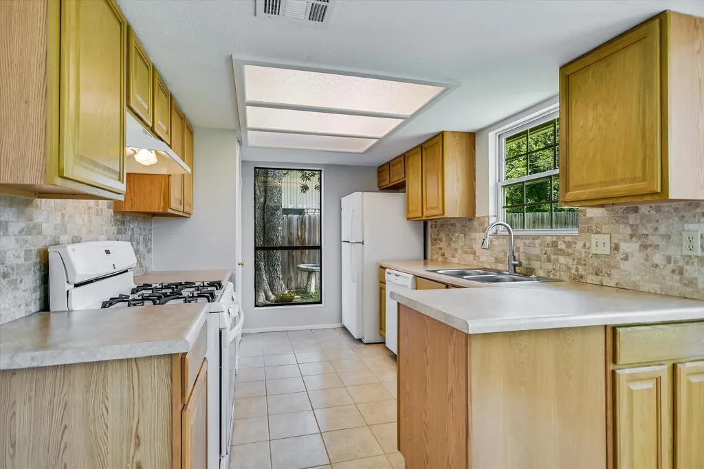 1307 Dove Haven Drive Pflugerville TX 78660