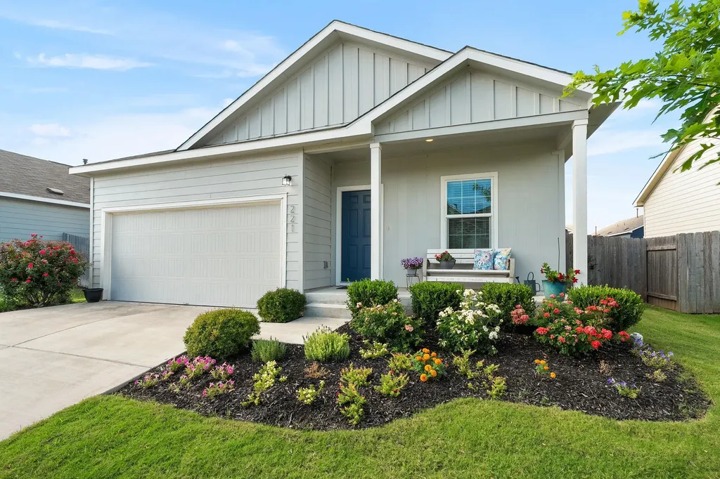 221 Gabriels Bluff Drive Georgetown TX 78626