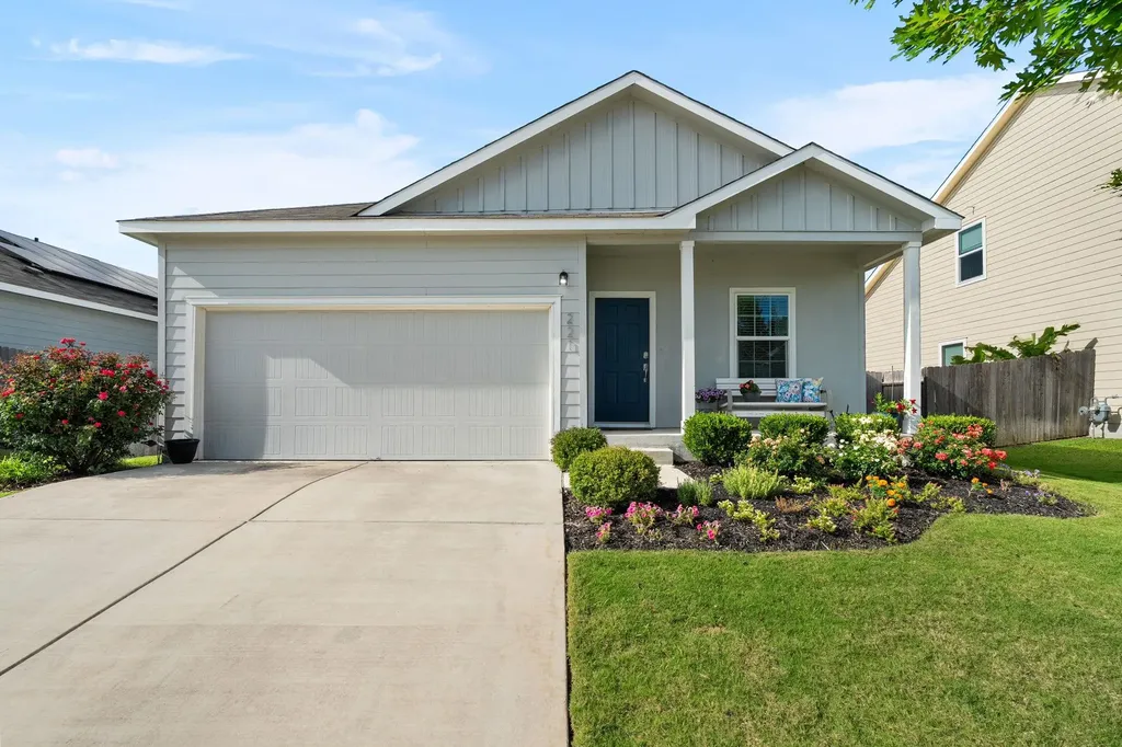 221 Gabriels Bluff Drive Georgetown TX 78626